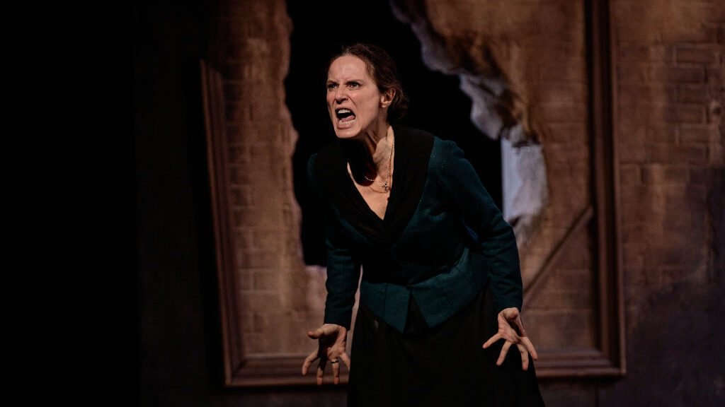 Fotografía de escena de la obra de teatro «Malquerida» por marcosGpunto